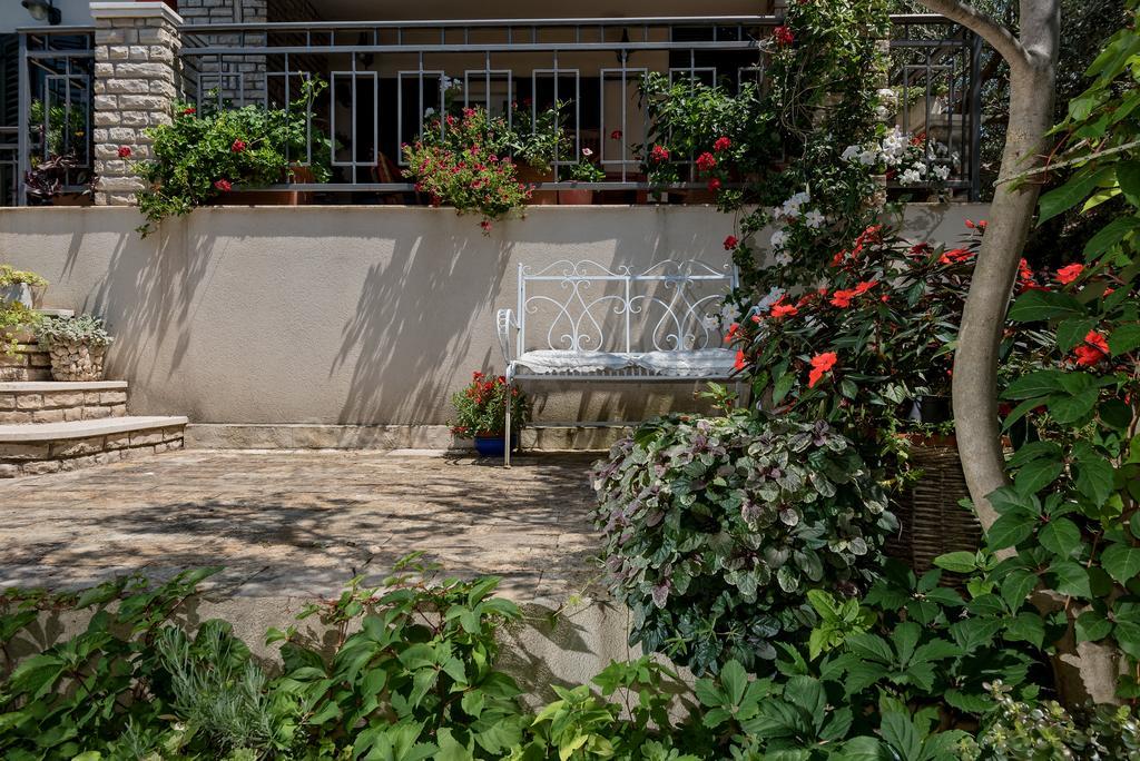 Apartman Roza Rogoznica  Luaran gambar