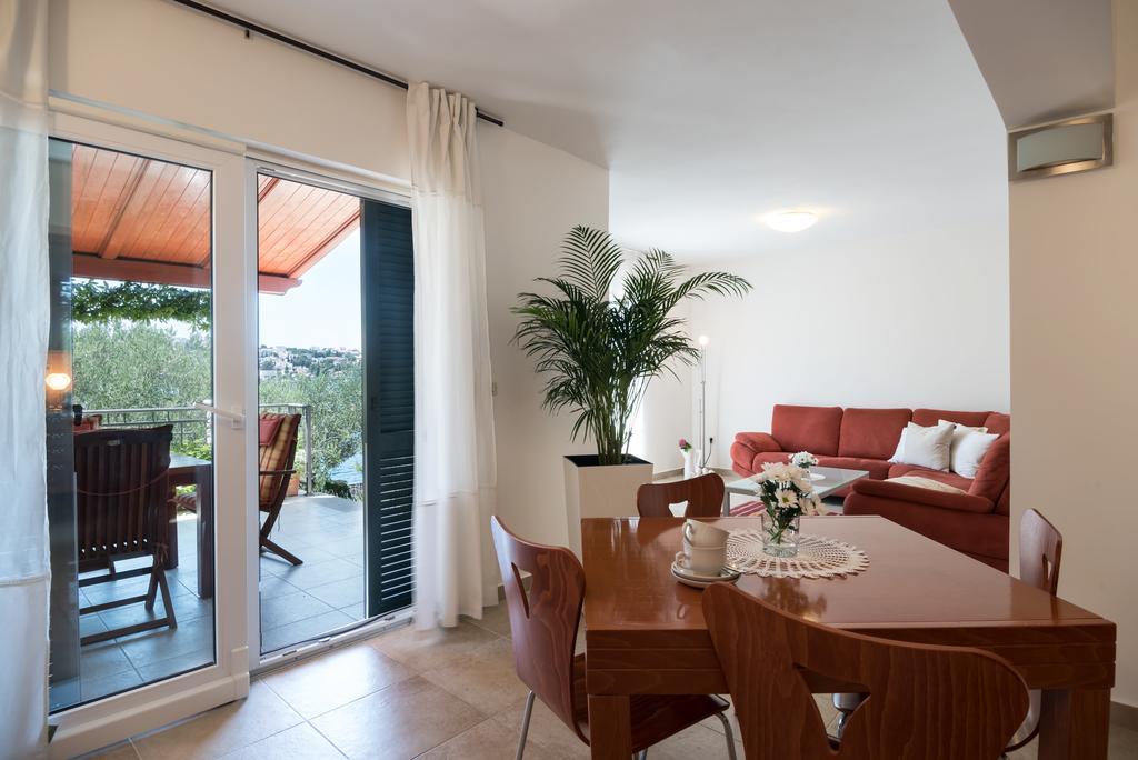 Apartman Roza Rogoznica  Luaran gambar