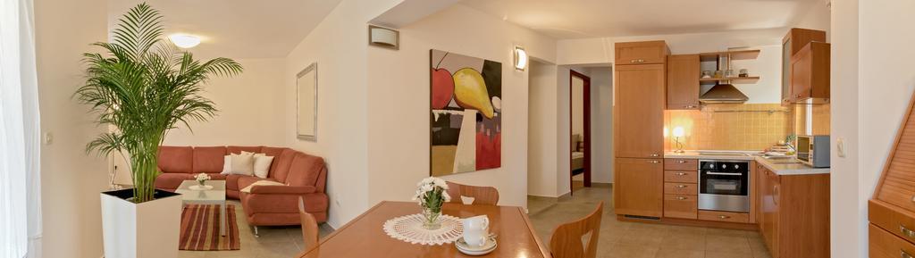 Apartman Roza Rogoznica  Luaran gambar